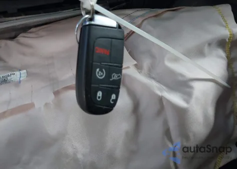 2015 Dodge Durango R/T z USA, uszkodzony, nr VIN 1C4SDJCT9FC688533